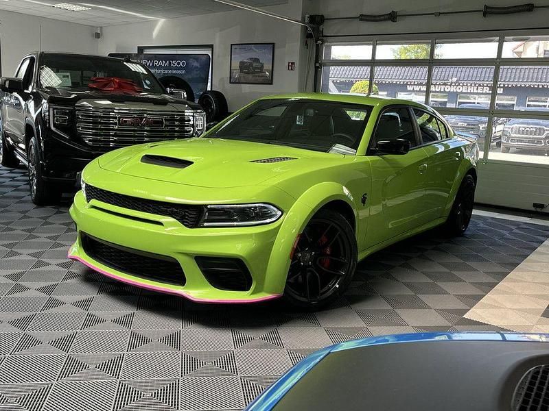 Neu Dodge Charger 727 PS (534 kW) 2025 Grün Limousine