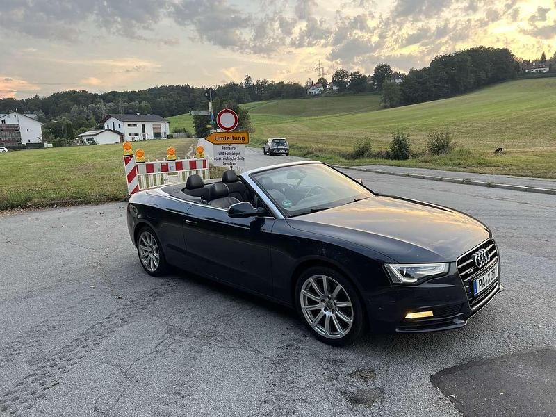 Blau Gebraucht 2013 Audi A5 Cabriolet Sport Cabrio | 14.300 € (Fairer Preis) - Bild 1/4
