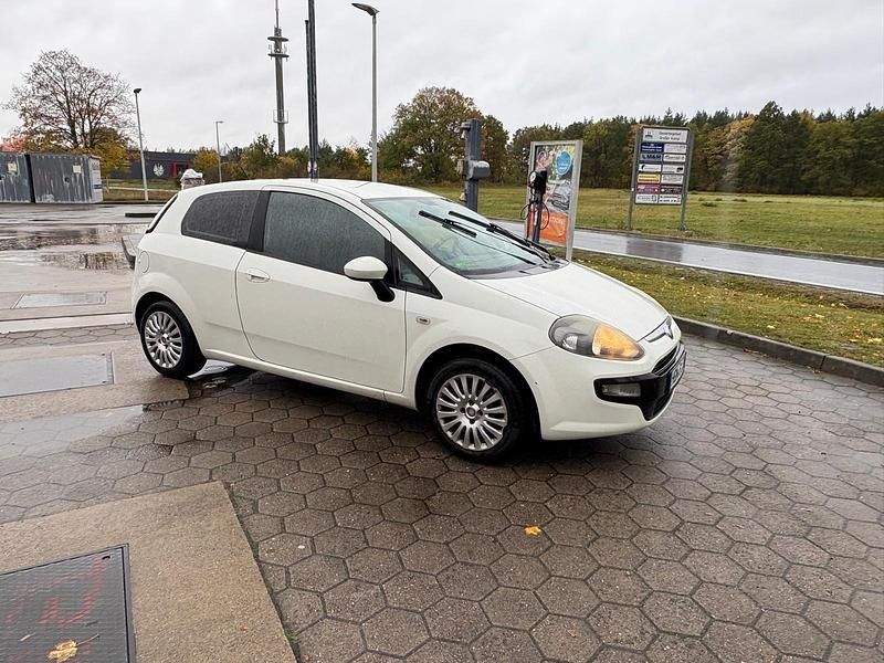 Gebraucht Fiat Punto 2011 Weiß Kleinwagen