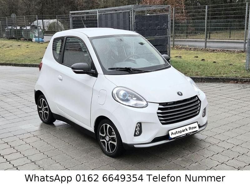 Gebraucht Elaris Pio 36 kW (49 PS) 2022 Weiß Kleinwagen