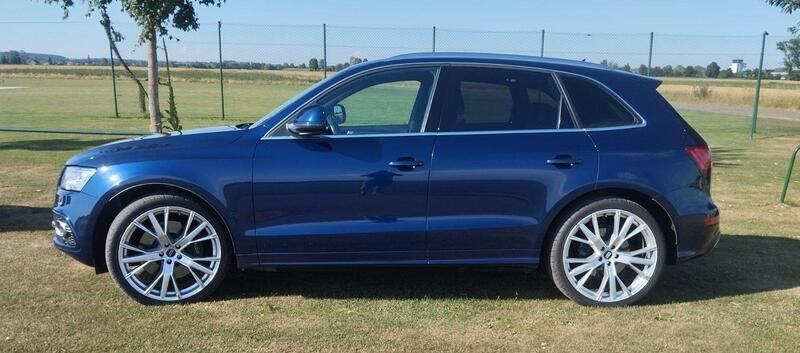 Blau Gebraucht 2014 Audi SQ5 SUV | 23.800 € - Bild 1/4