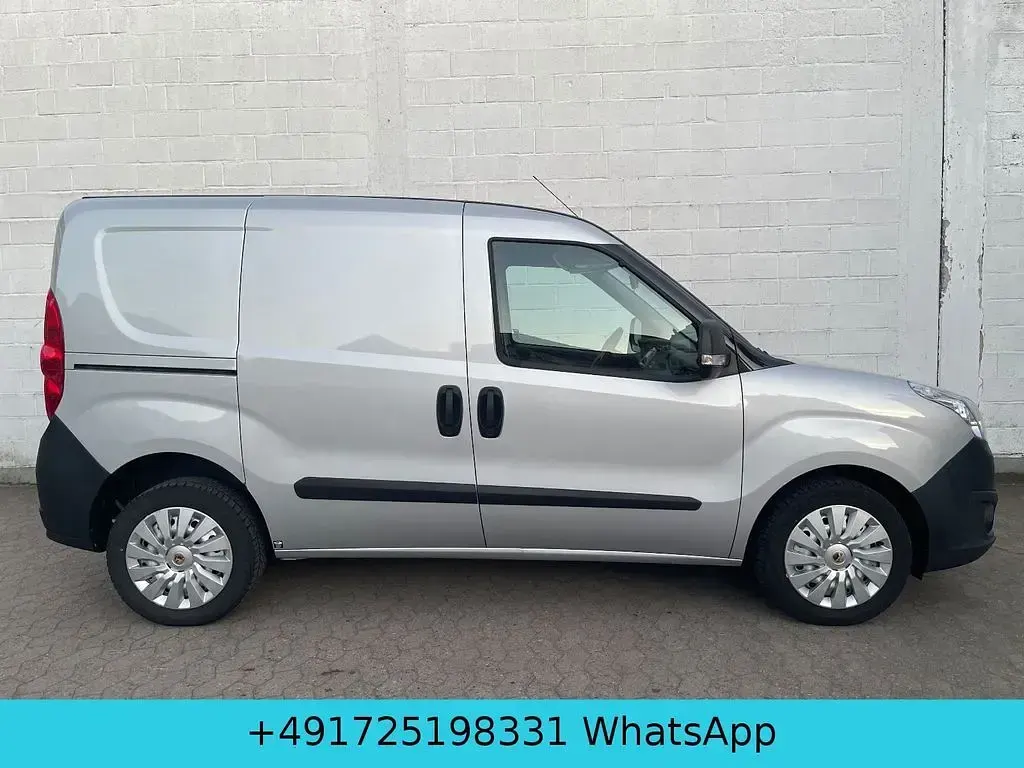 Occasion Opel Combo 95 ch (69 kW) 2017 Argent Monospace