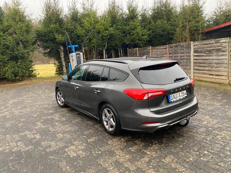 Gebraucht Ford Focus ST-Line 182 PS (133 kW) 2018 Grau Limousine