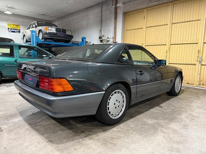 Gebraucht Mercedes SL300 231 PS (169 kW) 1991 Grau Cabrio