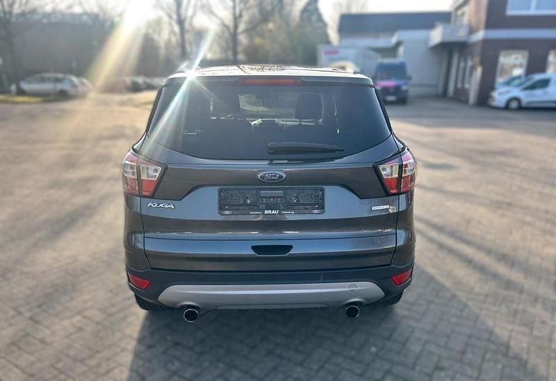 Gebraucht Ford Kuga Business Edition 150 PS (110 kW) 2017 SUV