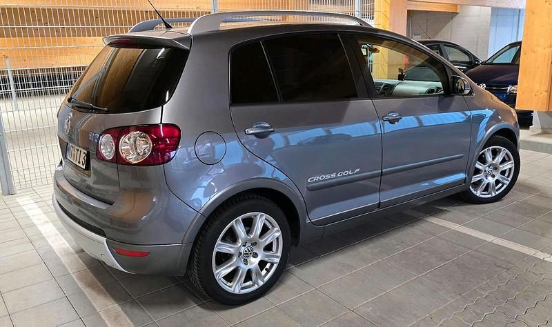 Gebraucht VW Golf Plus Cross 140 PS (102 kW) 2007 Andere farben Van / Kleinbus