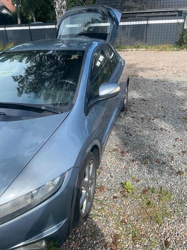 Blau Gebraucht 2005 Honda Civic Limousine | 2.800 € (Guter Preis) - Bild 1/4