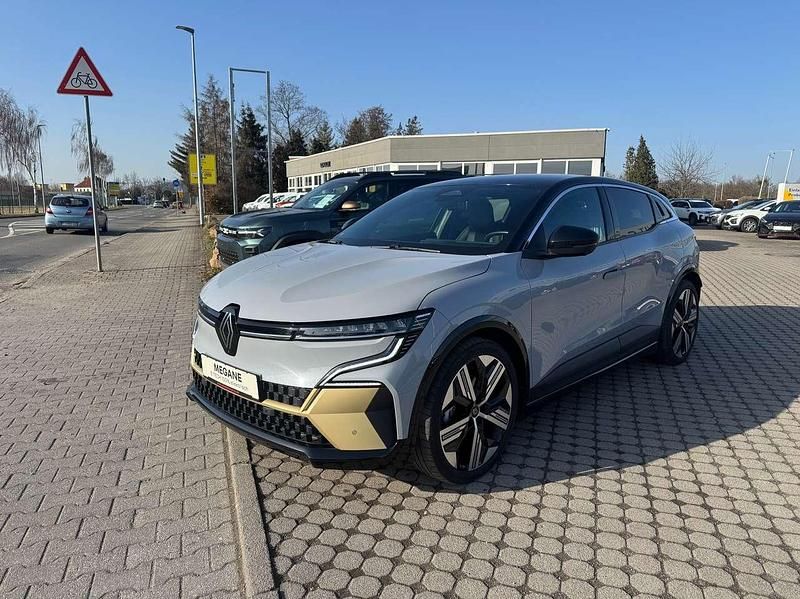 Gebraucht Renault Megane E-Tech Iconic 160 kW (218 PS) 2022 Grau kqj + schwarz gne Limousine