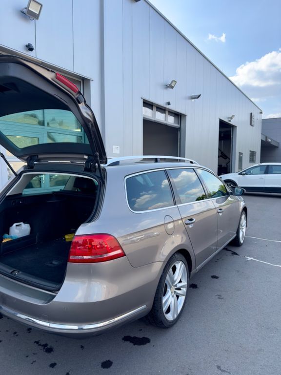Braun Gebraucht 2011 VW Passat Comfortline Limousine | 7.000 € (Superpreis) - Bild 1/4