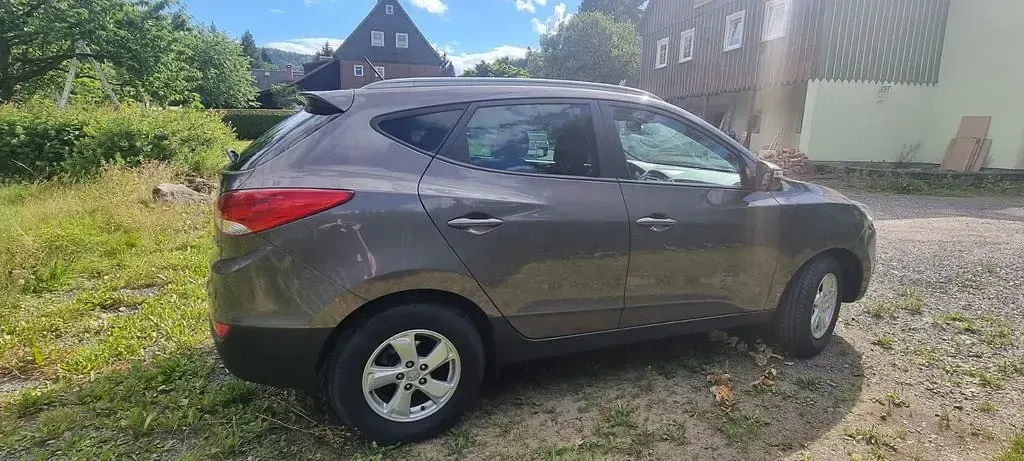 Gebraucht Hyundai ix35 Edition 135 PS (99 kW) 2013 Braun SUV