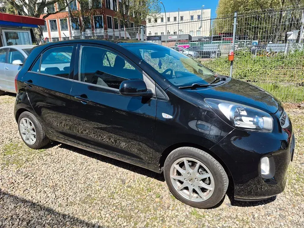 Używany Kia Picanto 67 KM (49 kW) 2016 Czarny Hatchback
