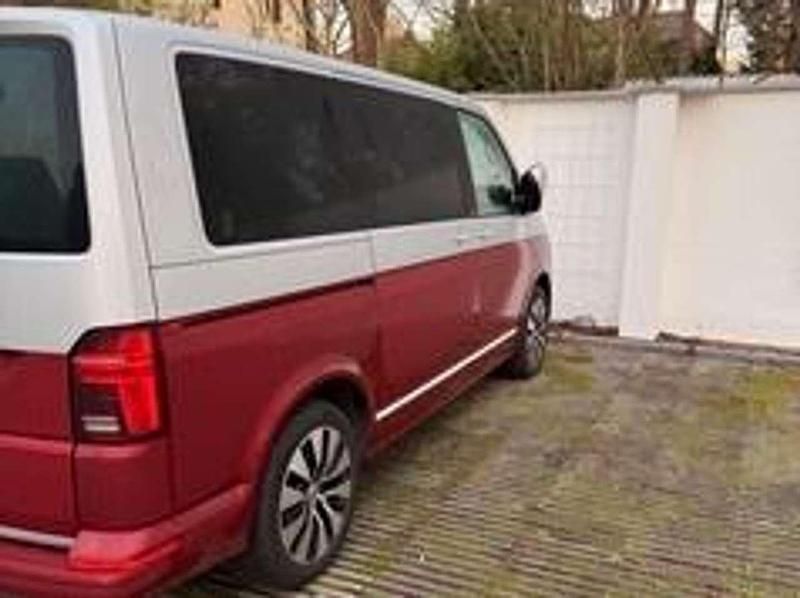 Gebraucht VW Transporter 199 PS (146 kW) 2019 Rot Van