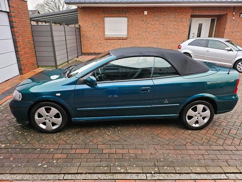 Gebraucht Opel Astra Cabriolet 103 PS (75 kW) 2004 Grün Cabrio