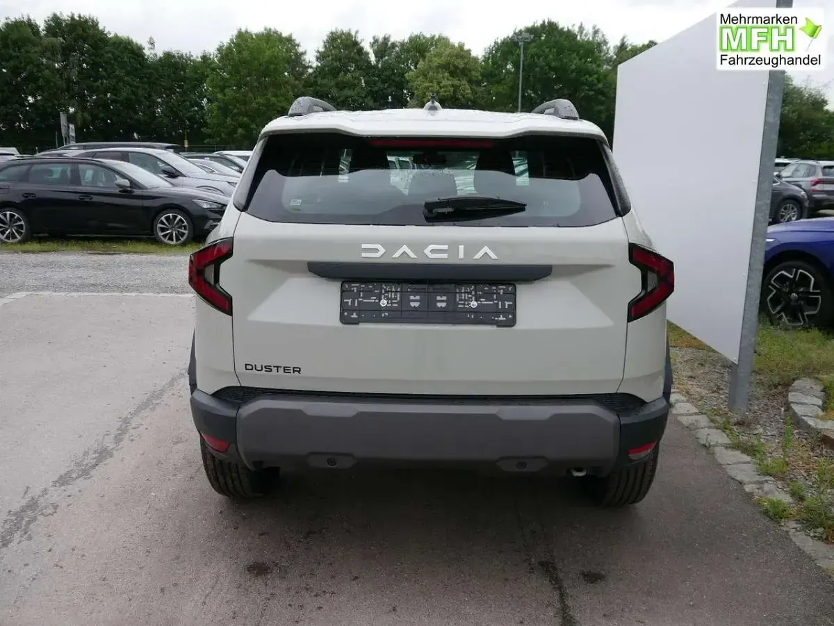 Neu Dacia Duster Expression 140 PS (102 kW) 2026 Sandstonebeige SUV