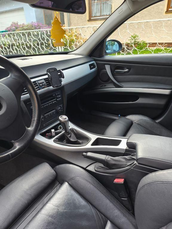 Gebraucht BMW 325 Performance 218 PS (160 kW) 2005 Schwarz Limousine