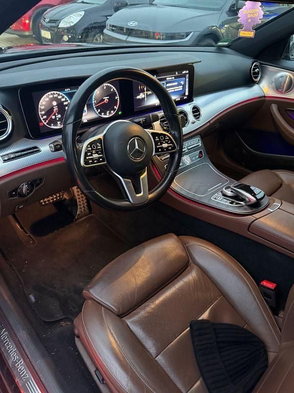 Usata Mercedes E400 340 CV (250 kW) 2018 Nero Berlina