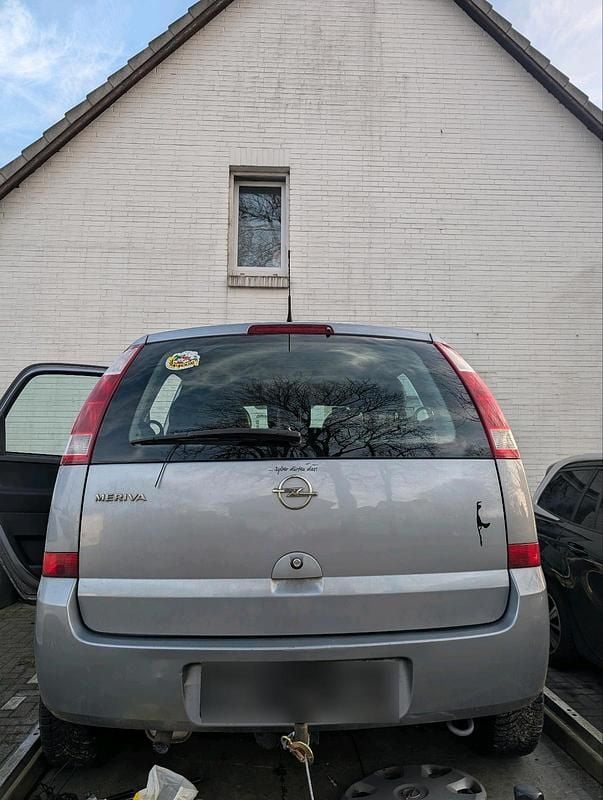 Gebraucht Opel Meriva 90 PS (66 kW) 2005 Silber Van / Kleinbus