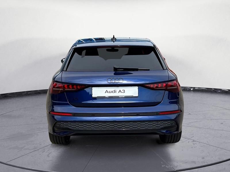 Neu Audi A3 Advanced 150 PS (110 kW) 2025 Blau Kombi