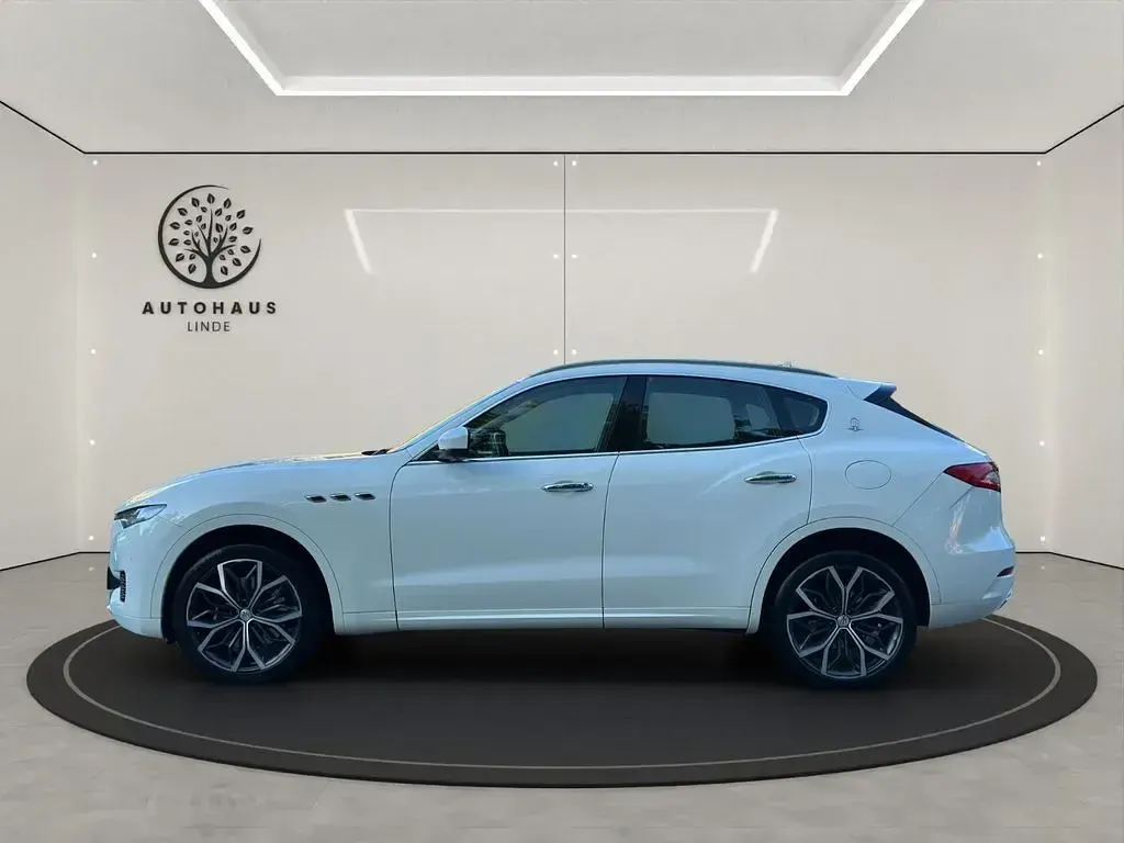 Gebraucht Maserati Levante 430 PS (316 kW) 2016 Weiß SUV