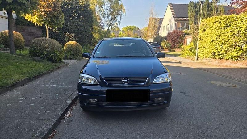 Usata Opel Astra 101 CV (74 kW) 2000 Blu Berlina