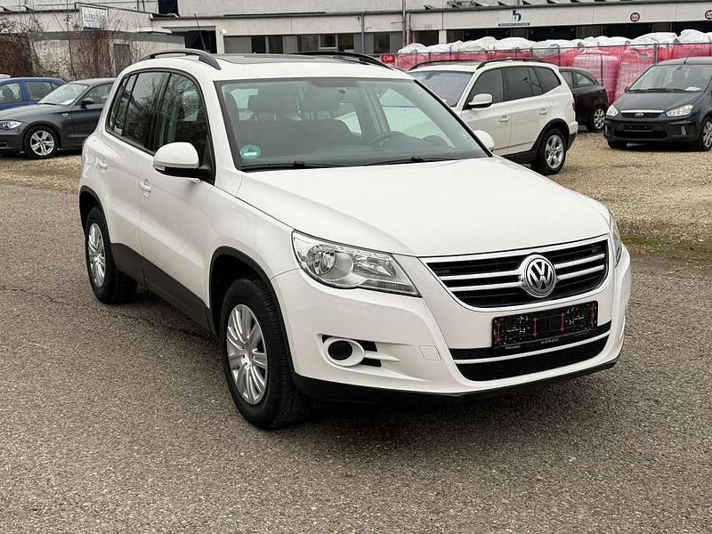 Candyweiß Gebraucht 2011 VW Tiguan Trendline SUV | 8.300 € (Fairer Preis) - Bild 1/4