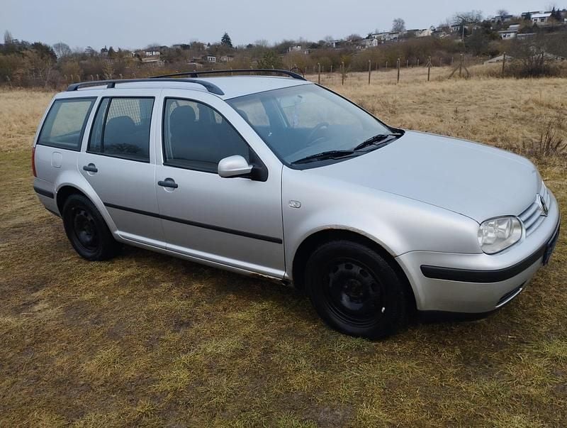 Gebraucht VW Golf IV 101 PS (74 kW) 2002 Kombi