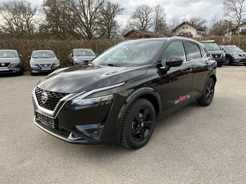 Schwarz Gebraucht 2022 Nissan Qashqai Tekna SUV | 24.790 € (Etwas zu teuer) - Bild 1/4
