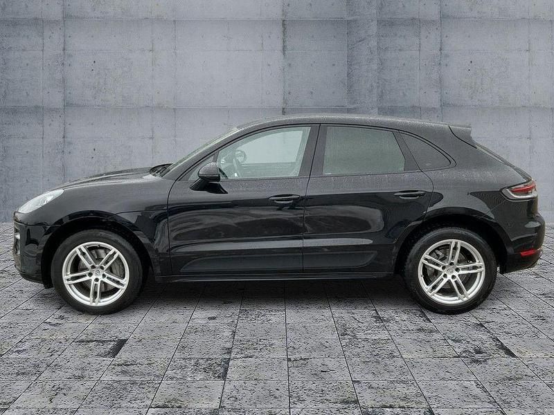 Gebraucht Porsche Macan S 354 PS (260 kW) 2019 Tiefschwarzmetallic SUV