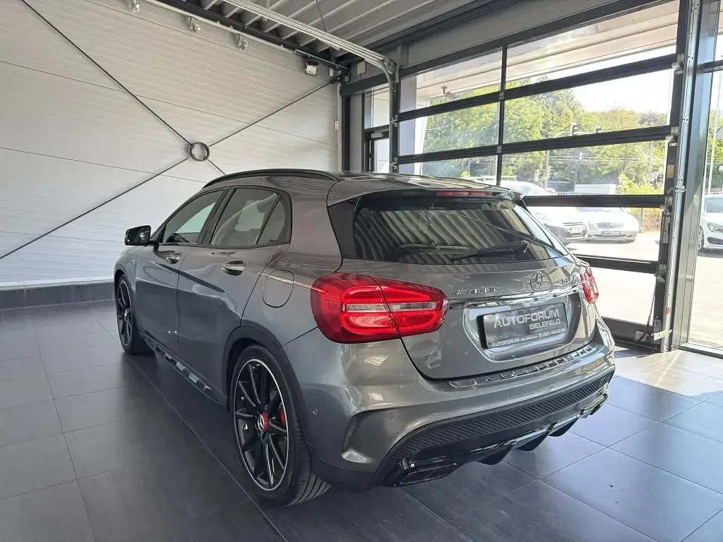 Gebraucht Mercedes GLA45 AMG AMG 381 PS (280 kW) 2016 Grau SUV
