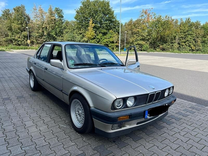 Gebraucht 1989 BMW 320 Limousine | 5.600 € - Bild 1/4