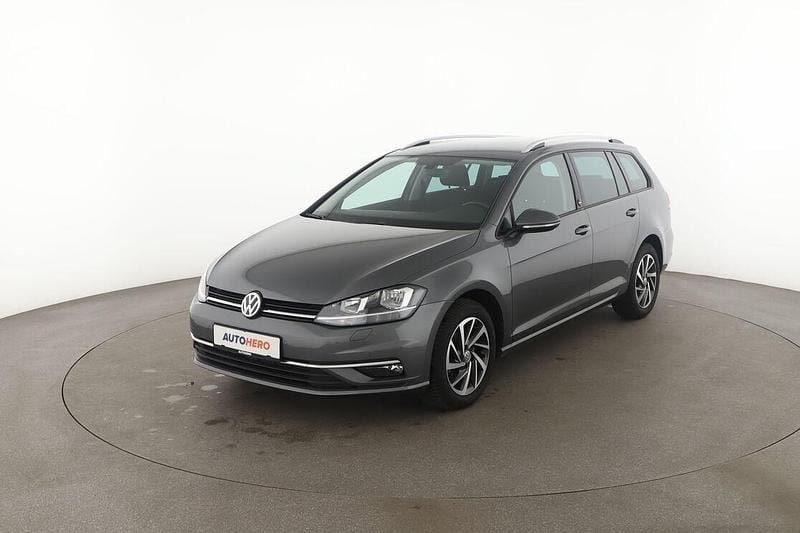 Grau Gebraucht 2017 VW Golf VII Sound Kombi | 12.690 € (Fairer Preis) - Bild 1/3