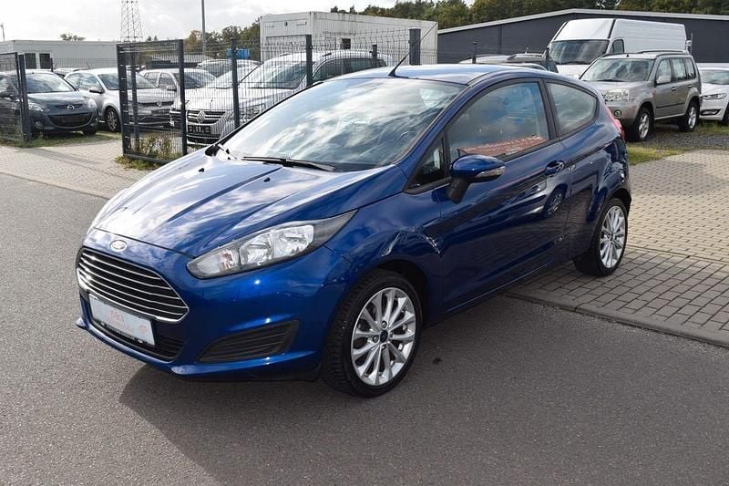 Blau Gebraucht 2014 Ford Fiesta Kleinwagen | 3.699 € (Superpreis) - Bild 1/4