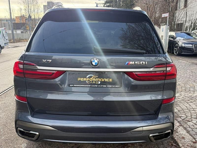 Gebraucht BMW X7 Performance 530 PS (389 kW) 2021 Grau SUV