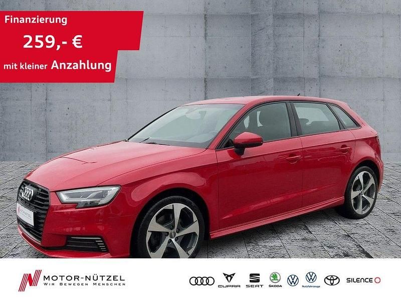 Tangorot metallic Gebraucht 2020 Audi A3 Sportback e-tron Sport Kleinwagen | 19.930 € (Fairer Preis) - Bild 1/4