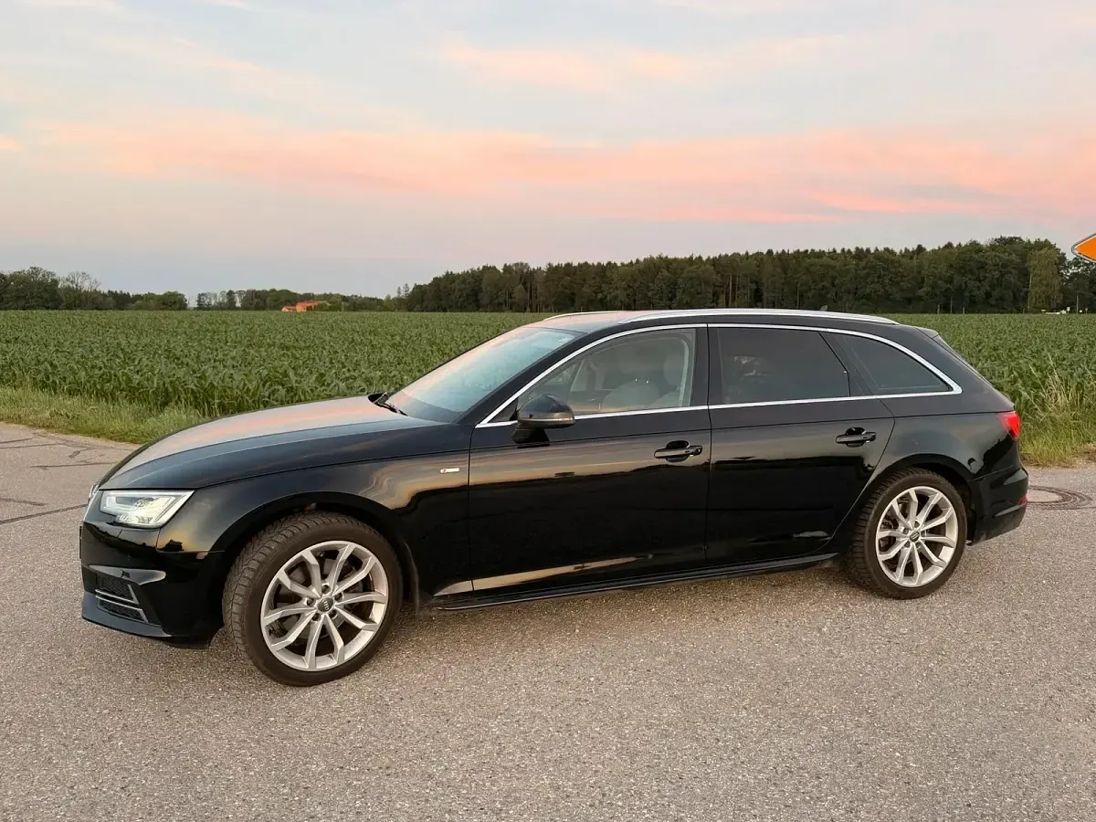 Gebraucht Audi A4 Ambiente 150 PS (110 kW) 2017 Schwarz Kombi