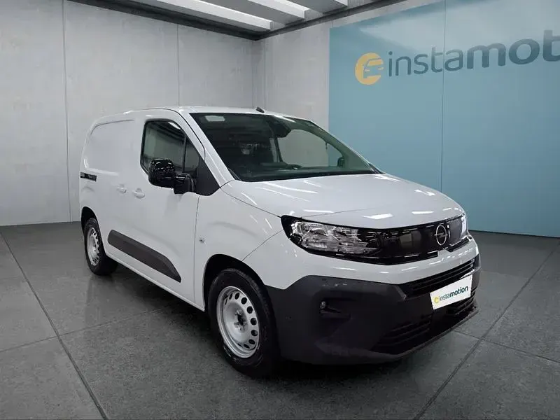 Gebraucht Opel Combo-e Life 100 kW (136 PS) 2024 Weiß Limousine