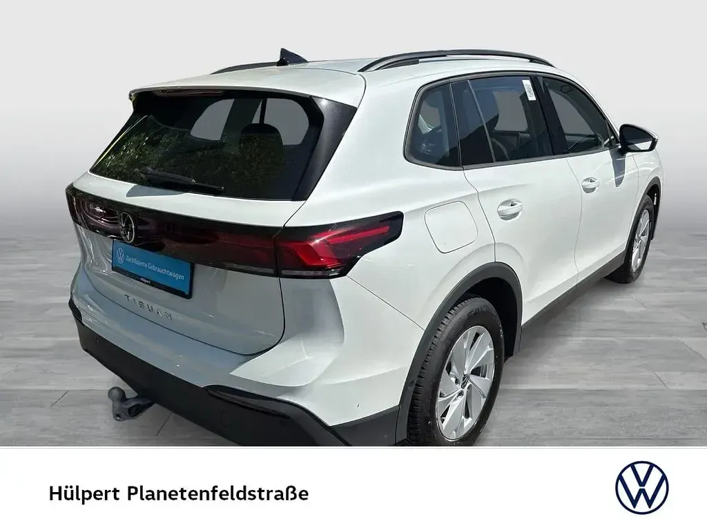 Gebraucht VW Tiguan Basis 150 PS (110 kW) 2025 Weiß SUV