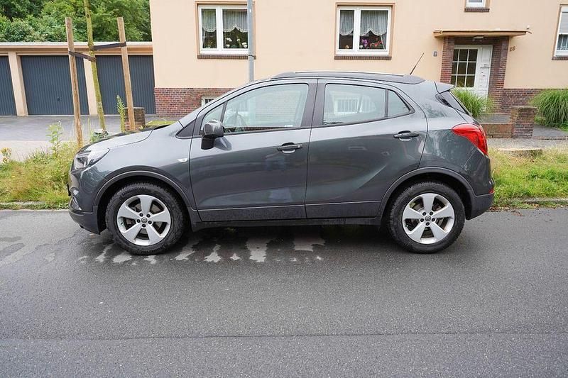 Grau Gebraucht 2018 Opel Mokka X Edition SUV | 11.800 € (Guter Preis) - Bild 1/4