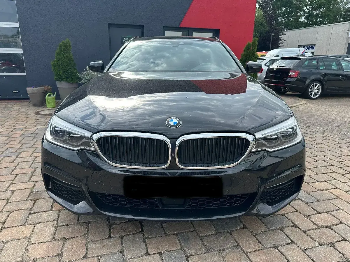 Gebraucht BMW 530 M Sport 265 PS (194 kW) 2018 Schwarz Kombi