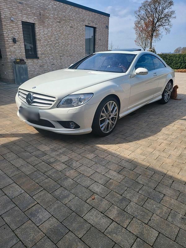 Second-hand Mercedes CL500 2007 Alb Coupe