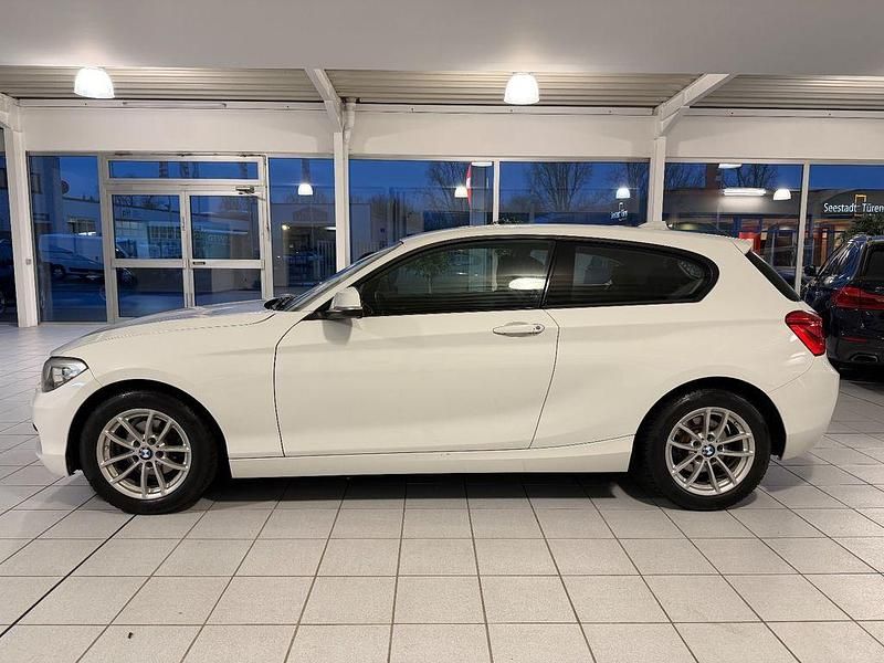 Gebraucht BMW 118 Advantage 136 PS (100 kW) 2017 Weiß Kleinwagen