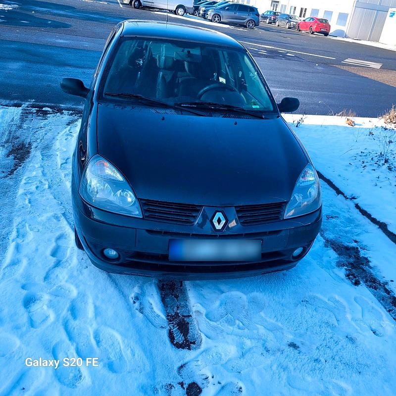 Gebraucht Renault Clio II 75 PS (55 kW) 2005 Kleinwagen