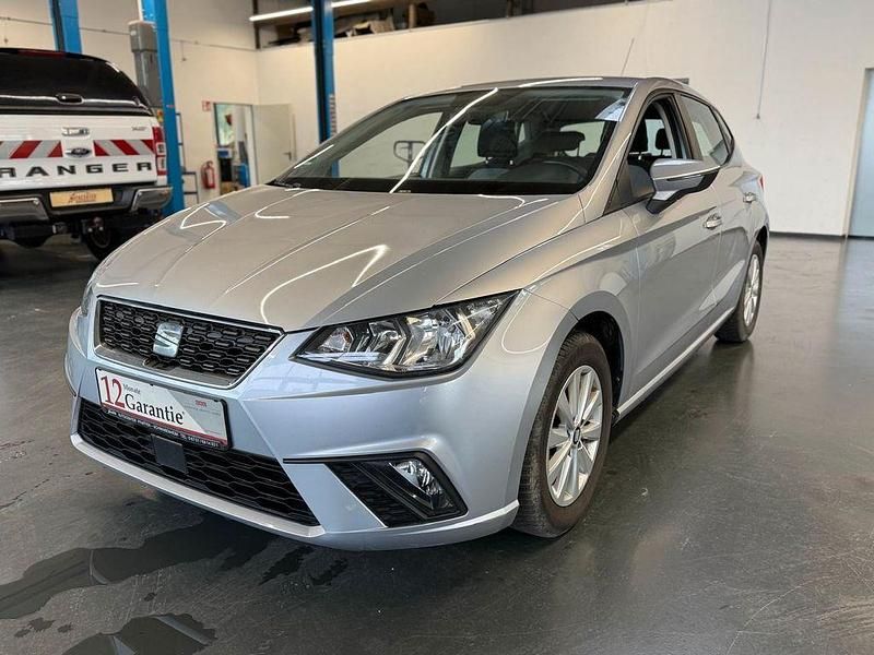 Grau Gebraucht 2019 Seat Ibiza Style Limousine | 9.990 € (Guter Preis) - Bild 1/4