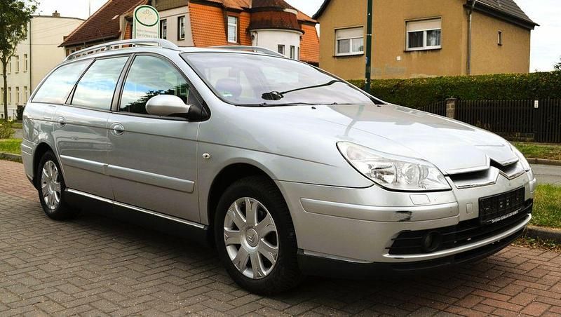 Lackierung aluminiumgrau/meta Gebraucht 2007 Citroën C5 Tendance Kombi | 2.650 € (Fairer Preis) - Bild 1/4