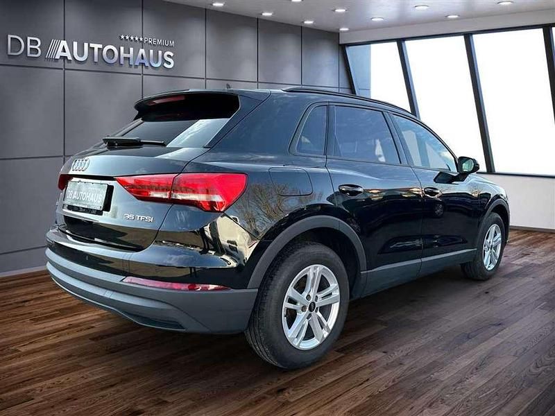 Second-hand Audi Q3 Ambiente 150 CP (110 kW) 2023 Negru SUV