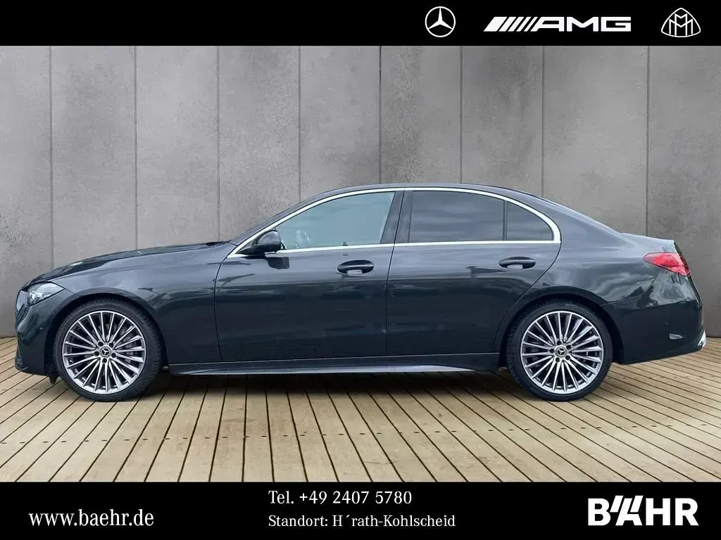 Gebraucht Mercedes C200 AMG 204 PS (150 kW) 2025 Lack graphitgrau Limousine