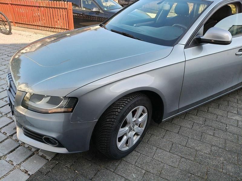 Gebraucht Audi A4 Ambiente 160 PS (117 kW) 2009 Silber Kombi