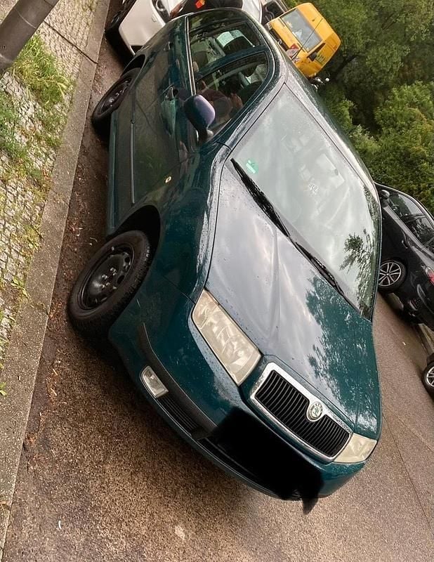 Gebraucht Skoda Fabia 101 PS (74 kW) 2002 Grün Limousine