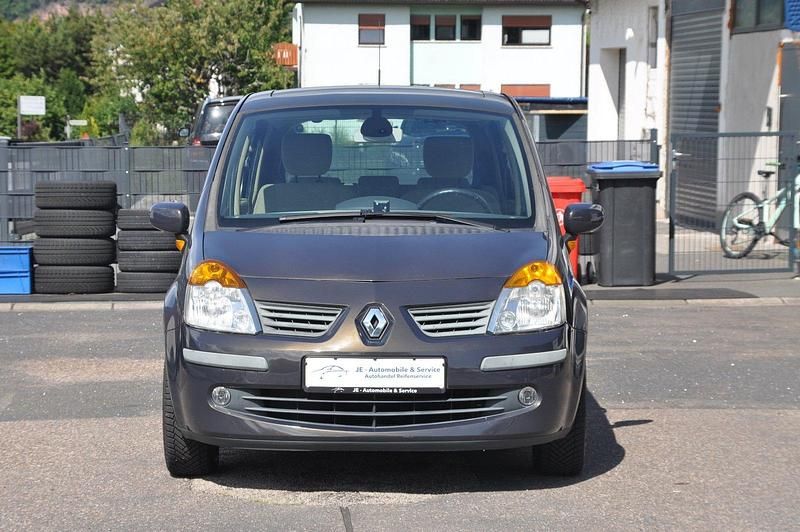 Gebraucht Renault Modus Privilege 111 PS (81 kW) 2005 Braun (metallic) Van / Kleinbus