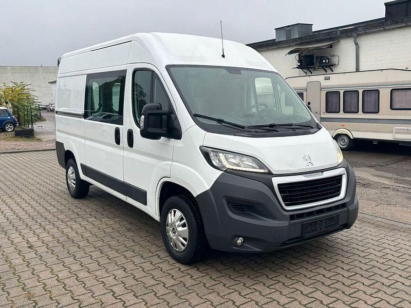 Weiß Gebraucht 2016 Peugeot Boxer Van | 10.999 € (Guter Preis) - Bild 1/4